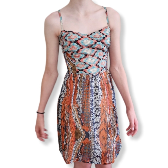 Band of Gypsies Aztec Print Spaghett Strap Ruched Back Lined Dress XS NEW W-642 - Picture 15 of 15